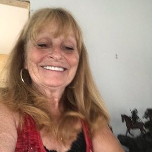 Meet your Posher, Linda